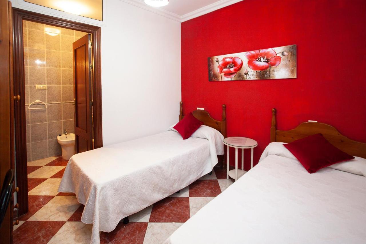 Pension Hidalgo 1 Utrera Extérieur photo